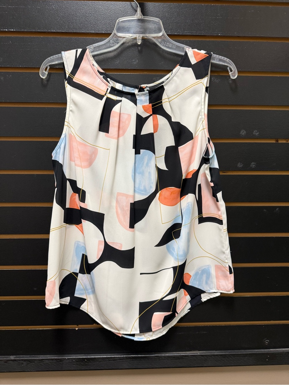 NWT Worthington Abstract Geometric Print Sleeveless Blouse Size M